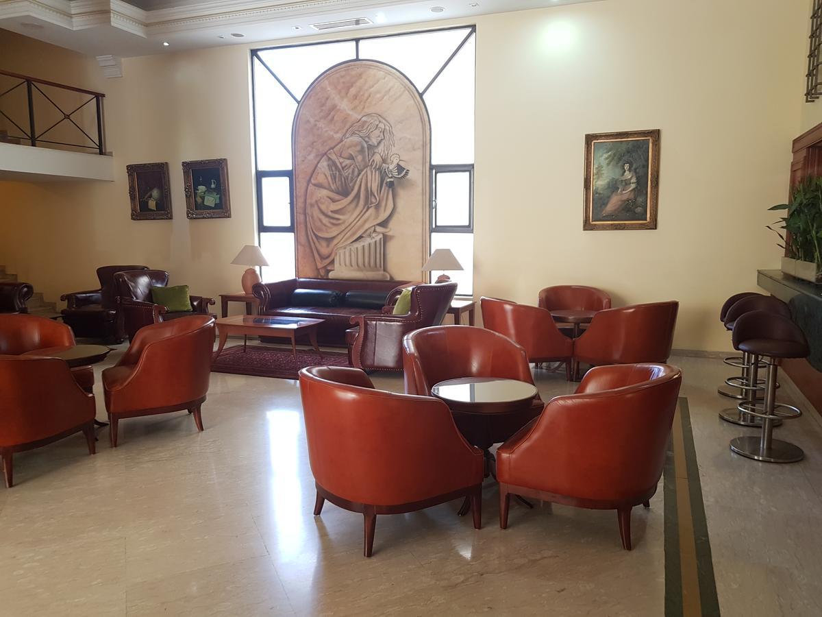 Madisson Hotel Jounieh Bagian luar foto