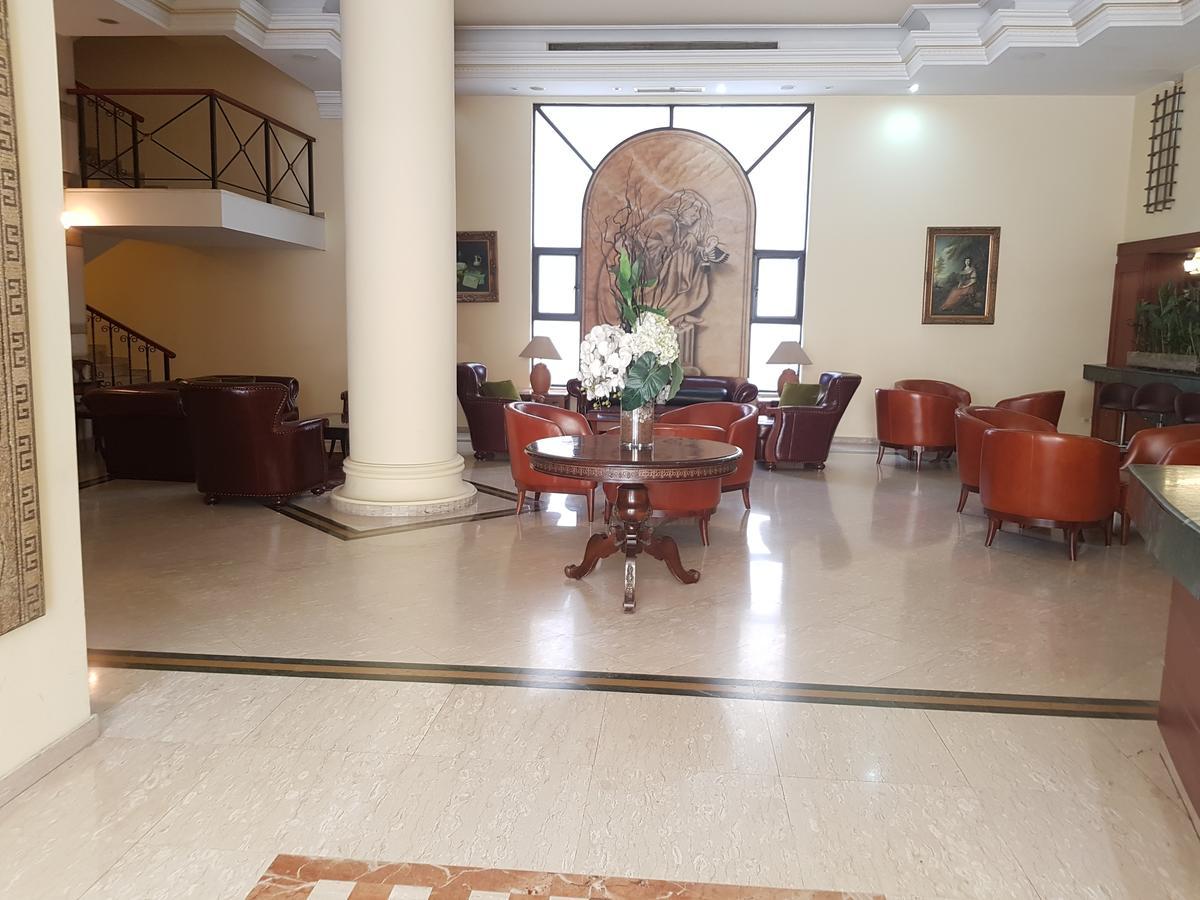Madisson Hotel Jounieh Bagian luar foto