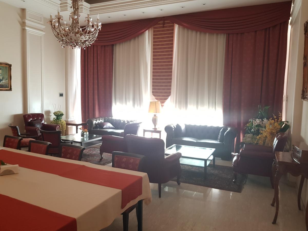 Madisson Hotel Jounieh Bagian luar foto