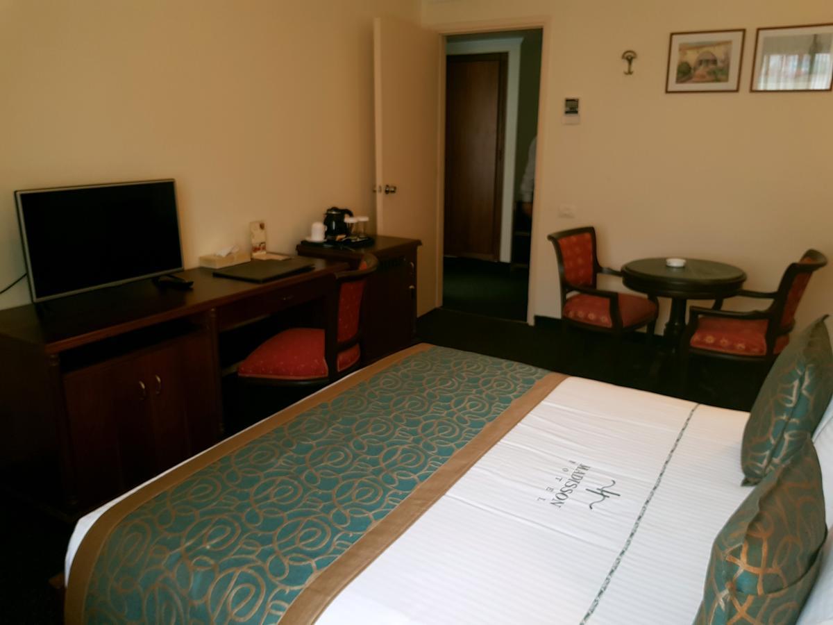 Madisson Hotel Jounieh Bagian luar foto