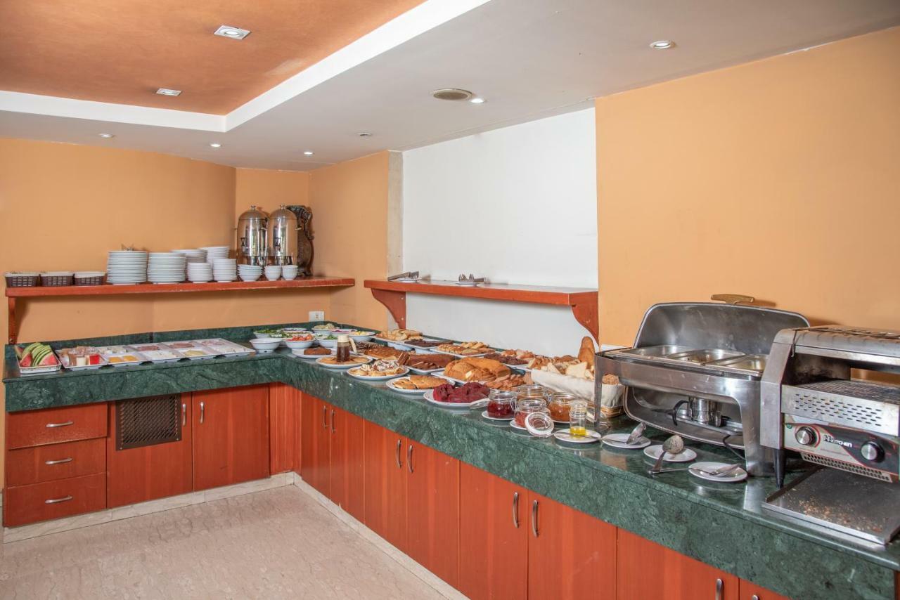 Madisson Hotel Jounieh Bagian luar foto
